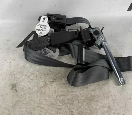 2015-2017 Hyundai Sonata Front Left Driver Seat Belt Retractor Assembly Gray OEM - Used