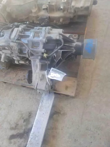 1999-2002 Nissan Frontier Transfer Case OEM - Used