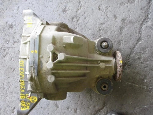 07-10 Explorer Mountaineer Rear Axle Differential Carrier 3.55 Ratio w/ Warranty - Used OEM Auto Part