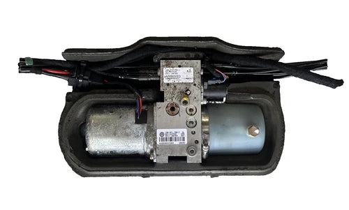 2007-2016 VOLKSWAGEN EOS CONVERTIBLE TOP HYDRAULIC MOTOR LIFT PUMP OEM 1Q0871789 - Used