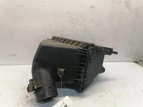 2013-2018 Toyota Rav4 Air Intake Cleaner Filter Box OEM - Used