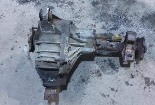 1999-2010 Chevrolet Silverado 1500 2500 3500 Front Differential Carrier 4.10 - Used OEM Auto Part