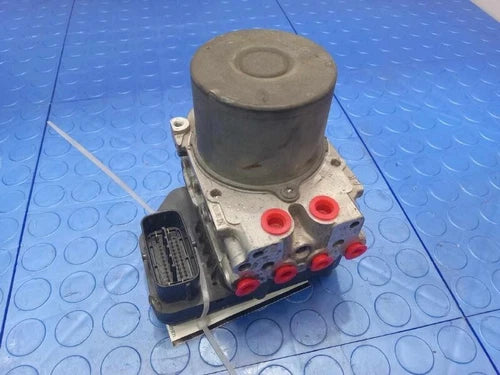 2011 Toyota Highlander ABS Anti-Lock Brake Pump Assembly Module Genuin OEM - Used
