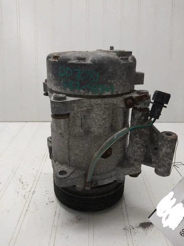 Air Conditioning AC Compressor 2.8L 2001 2002 2003 Volkswagen Eurovan OEM - Used