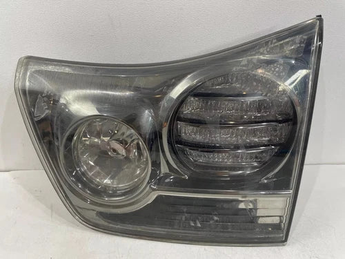 06 07 LEXUS RX400H LH Driver Tail Light Assy Tailgate Mounted lexus