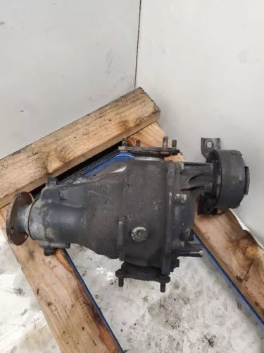 1996-2005 Toyota RAV4 Rear Axle Differential Carrier Assembly 2.93 Ratio OEM - Used