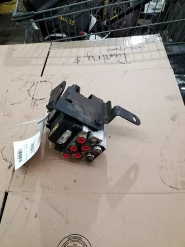 2002-2005 Ford 250SD 350SD (4x4) Pickup Anti Lock Brake ABS Pump Assembly SRW - Used OEM Auto Part