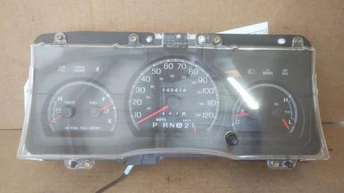 2003-2005 Ford Crown Victoria Speedometer Cluster Analog MPH OEM - Used