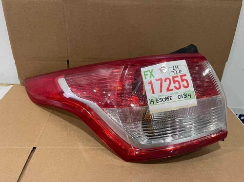 2013-2016 Ford Escape Tail Light Assembly RH Passenger Side Quarter Panel OEM - Used