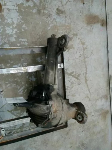 2005-2010 Jeep Grand Cherokee Front Axle Differential Carrier 3.73 Ratio 5.7L - Used OEM Auto Part