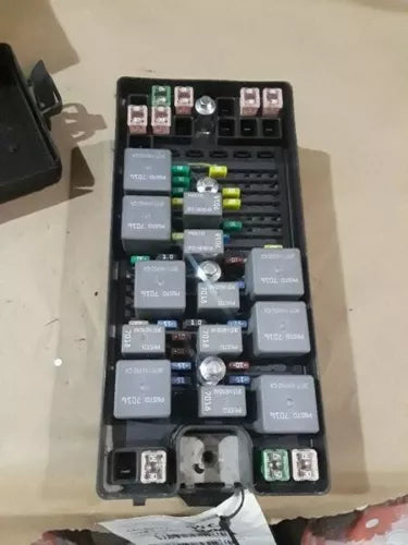 2005-2006 Ford Mustang Fuse Box Relay Module Engine Assembly OEM - Used