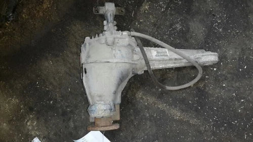 2005-2010 Jeep Grand Cherokee Front Differential Carrier Assembly 3.73 Ratio OEM - Used