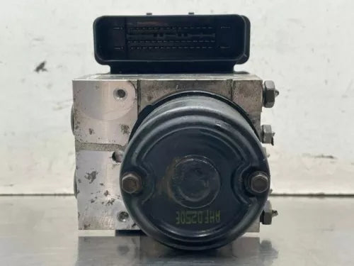 2005-2006 Hyundai Tucson AWD Anti Lock Brake Pump Assembly Dynamic Stability OEM - Used