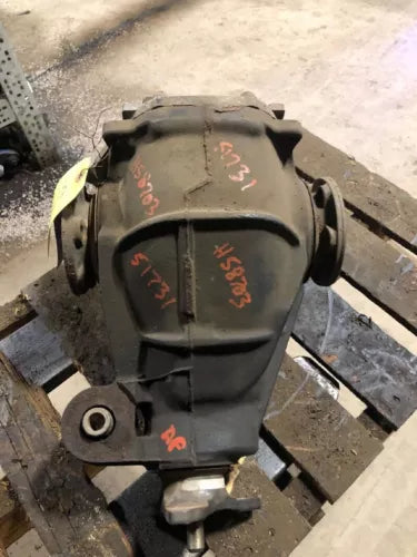 1995-1997 Lexus LS400 Rear Differential Carrier 3.62 Ratio in Warranty OEM - Used