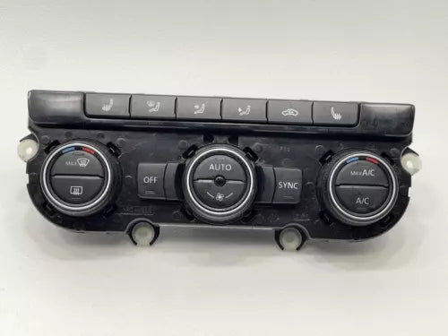 2016-2019 VW Passat Climate Heater AC Control OEM - Used