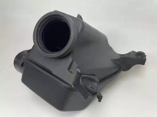 Air Cleaner Intake Resonator Box Fits 17 - 23 CHRYSLER PACIFICA 3.6L - Used OEM Auto Part