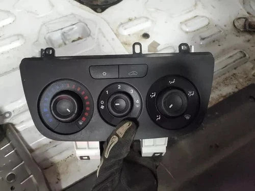 2015-2018 Ram Promaster City AC Climate Temperature Control Heater Control Oem - Used