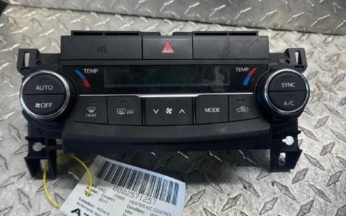 2015-2017 Toyota Camry A/C Temperature Climate Control Assembly Unit Oem - Used