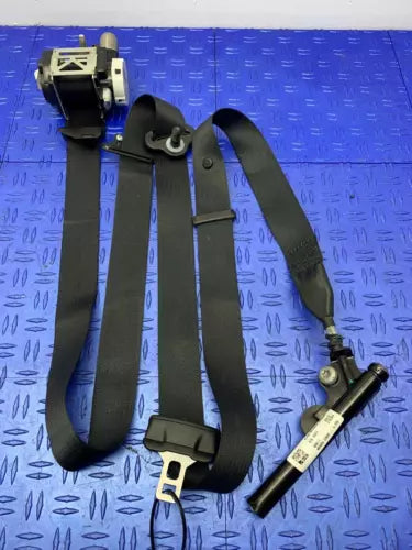 2015-2020 Ford Edge Left Driver Seat Belt Retractor Assembly Black OEM - Used
