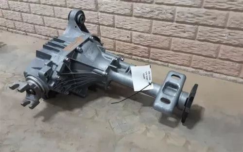 1999-2007 Chevy Silverado Avalanche 1500 Pickup Differential Carrier Front Axle - Used OEM Auto Part