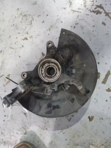 2004-2006 Lexus ES330 Driver Left Front Spindle Knuckle OEM - Used