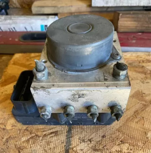 2012-2013 Toyota Corolla 1.8L ABS Anti Lock Brake Actuator Pump Assembly Oem - Used