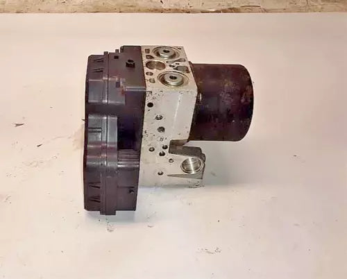 2004-2007 Toyota Highlander ABS Anti-Lock Brake Pump Module Assembly FWD OEM - Used