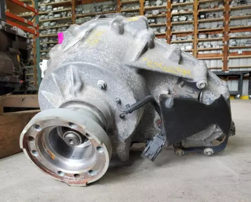 2015-2022 Chrysler 300 Transfer Case Assembly OEM - Used
