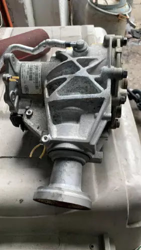 2020-2021 LandRover Discovery Sport Transfer Case Assembly OEM - Used
