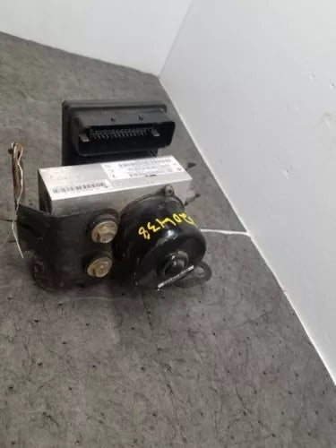 2005 Jeep Grand Cherokee ABS Pump W/O Traction Control W/O Electric Stability - Used OEM Auto Part