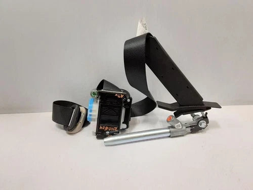 2019-2020 Nissan Rogue Front Right Passenger Seat Belt Retractor Black OEM - Used