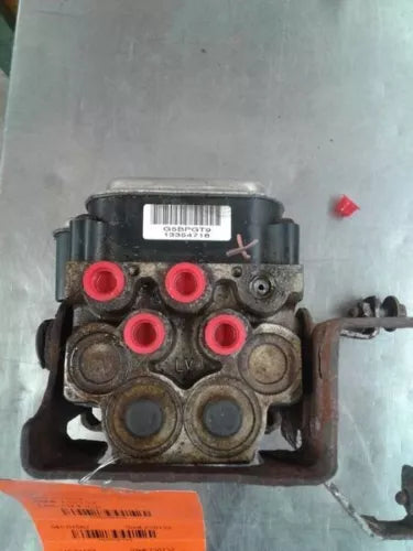 1999-2002 Chevy Silverado 1500 Anti-Lock Brake Assembly w/o traction control OEM - Used