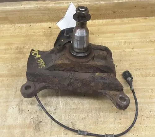 2007-2014 E150 Van Passenger Right Front Spindle Knuckle OEM - Used