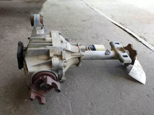 1999-2007 GMC Sierra 1500 Pickup Front Axle Differential Carrier 3.73 Ratio - Used OEM Auto Part