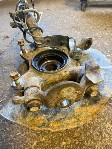 2003-2015 Toyota 4Runner Left Driver Front Spindle Knuckle With Warranty OEM - Used