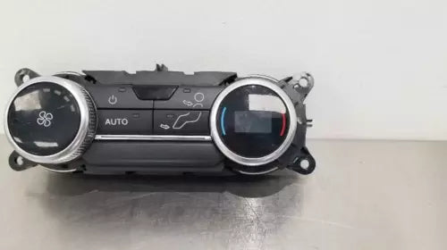 2018-2021 Ford Expedition Rear Auto AC Temperature Control Unit - Used OEM Auto Part