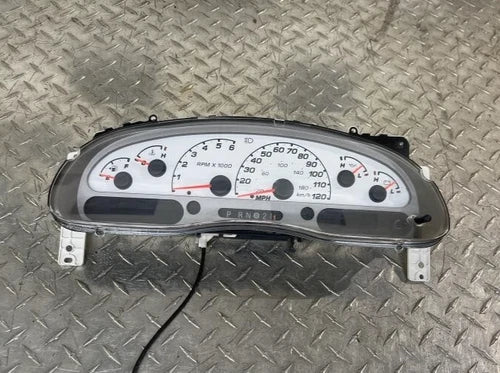 2004-2005 Ford Explorer Speedometer Cluster Sport Trac OEM - Used