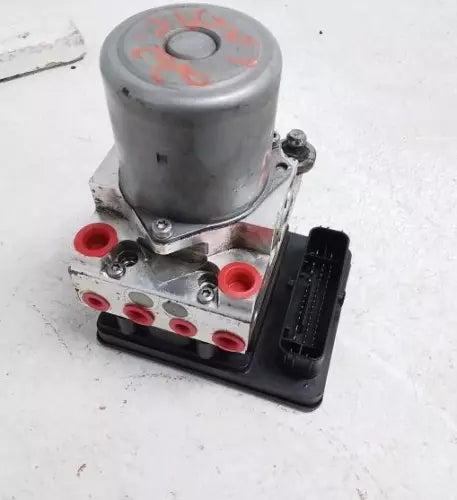 2019-2021 Dodge Ram 2500 ABS Anti-lock brake pump assembly OEM - Used