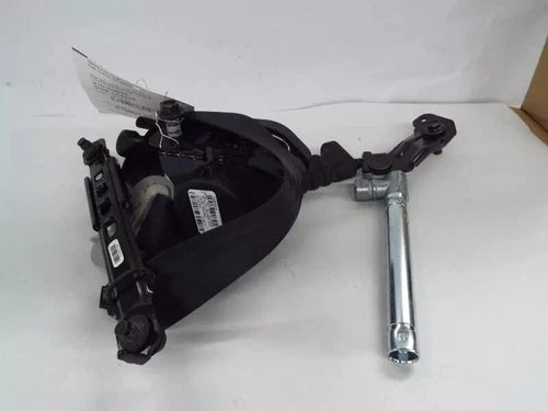 16-20 Kia Sorento Front Left Driver Seat Belt Retractor Assembly Black OEM - Used