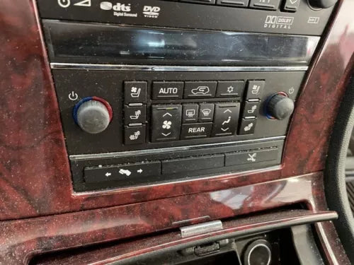 2012-2014 Cadillac Escalade Dash Mounted Temperature Control With Warranty OEM - Used