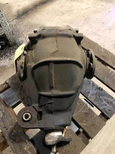 1995-1997 Lexus LS400 Rear Differential Carrier Assembly 3.62 Ratio OEM - Used