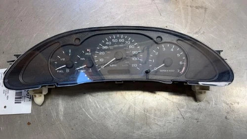 2000-2005 Chevy Cavalier Speedometer Cluster US Tachometer OEM - Used