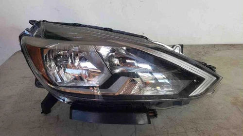 2016-2018 NISSAN SENTRA FRONT RIGHT PASSENGER SIDE HEADLIGHT HALOGEN OEM - Used