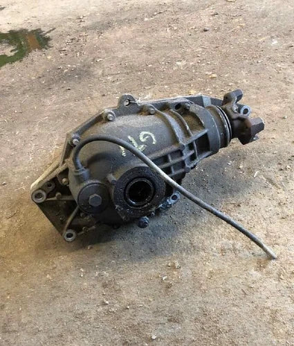 2004-2007 Buick Rainier 3.73 Ratio Front Axle Differential Carrier Assembly OEM - Used