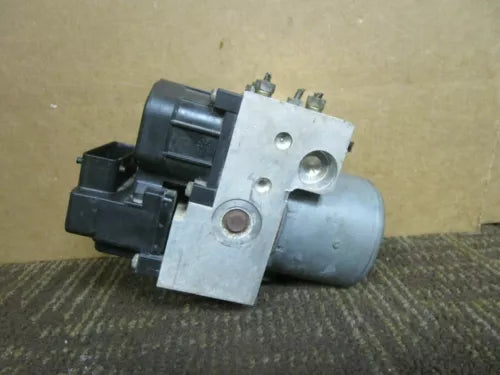 2001-2002 Nissan Xterra Frontier ABS-Anti Lock Brake Pump Assembly 4x4 OEM - Used