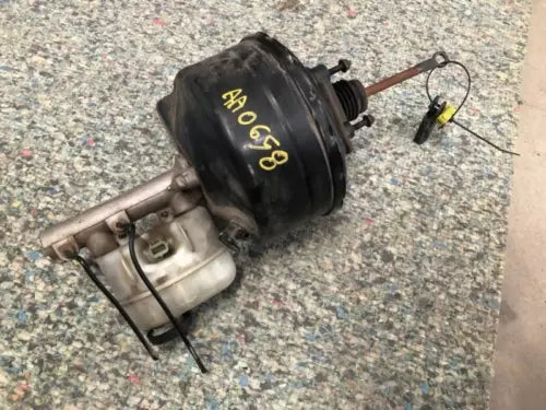 2004-2008 Ford F150 Power Brake Booster OEM - Used