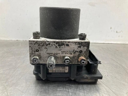 2003-2005 Toyota Camry Anti Lock Brake Pump Abs Actuator & Pump Assembly OEM - Used