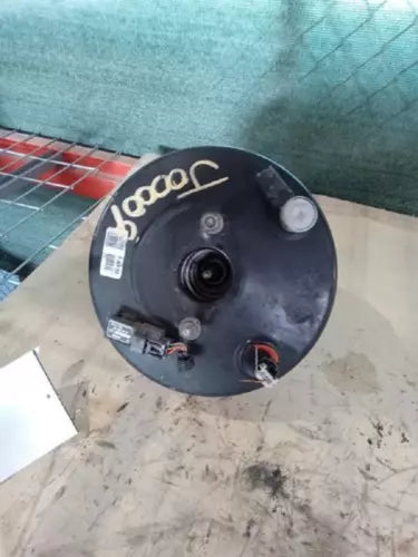 2007-2008 GMC Yukon Power Brake Booster OEM - Used