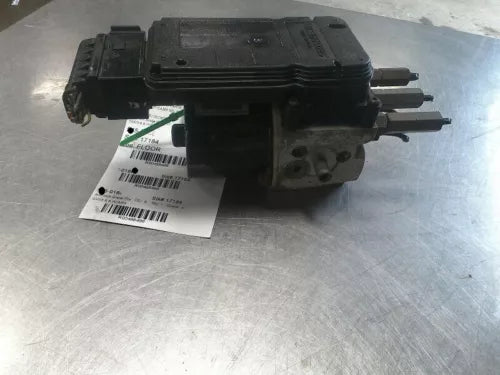 2002 Ford F250 Super Duty 4X4 ABS Anti-Lock Brake Pump Assembly with Warranty - Used OEM Auto Part