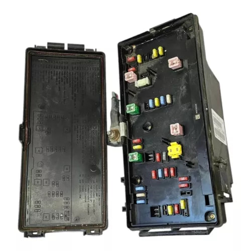 2006-2007 Dodge Ram TIPM Totally Integrated Power Module Fuse Box P04692118AF - Used OEM Auto Part